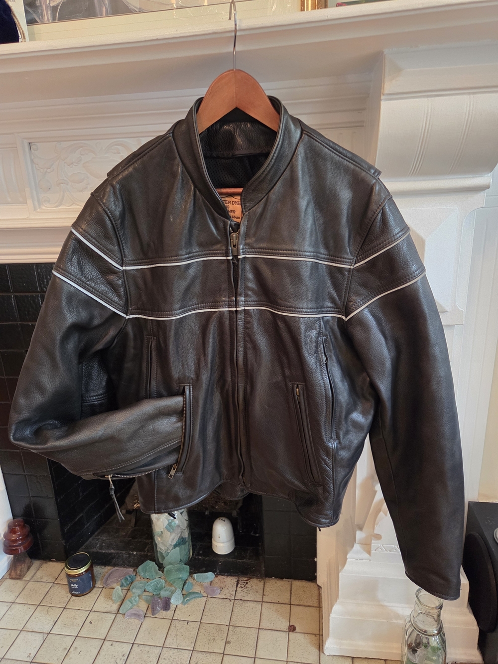 WALTER DYER IS LEATHER biker jacket Made in USA size 44 Large